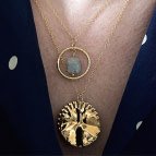 Joobee : collier Rê de Un de Ces Quatre porté